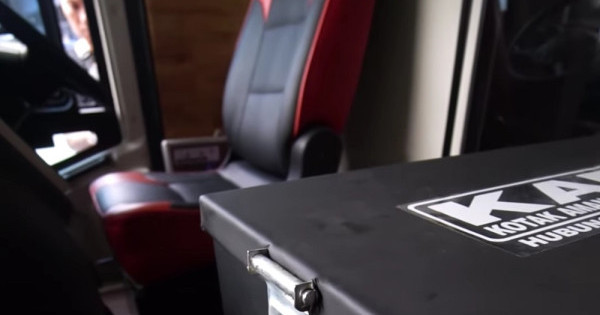 PO Rosalia Indah Telah Menyiapkan Kotak Aman untuk Mencegah Pencurian di Kabin Bus