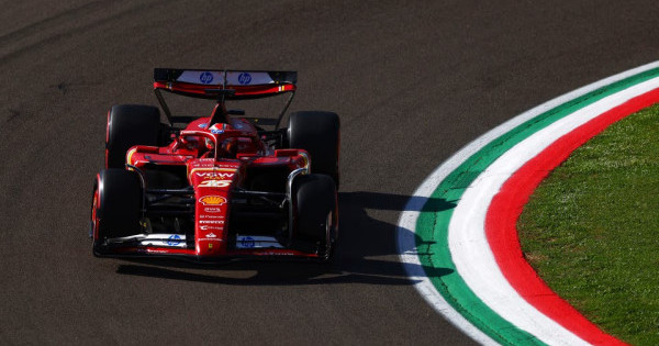 Charles Leclerc Senang Dengan Peningkatan Scuderia Ferrari, Max Verstappen Merasa Frustrasi Dengan Masalah Traksi