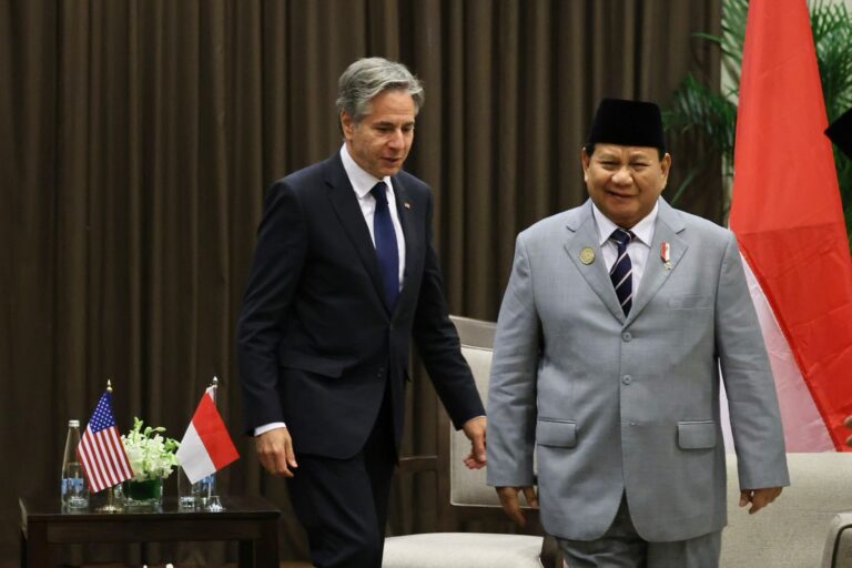 Prabowo Subianto calls on other governments to pressure Israel to cease attacks
