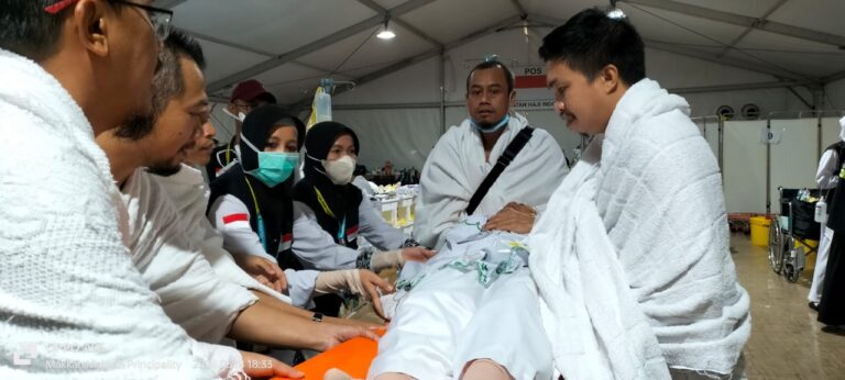 Pos Kesehatan Haji Arafah Melayani 114 Pasien untuk Kesehatan Negeriku