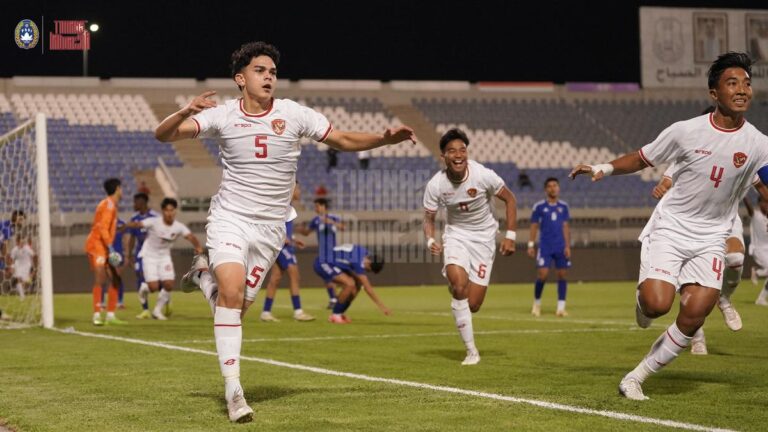 Timnas Indonesia U-17 Raih Kemenangan Tipis atas Kuwait dengan Banjir Peluang di Akhir Laga