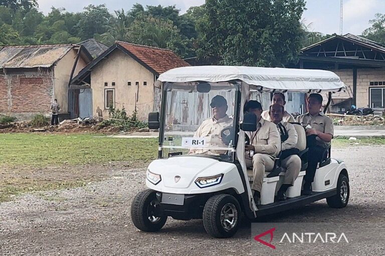 Presiden Menginspeksi Satuan Pelayanan Makanan Sehat di Magelang