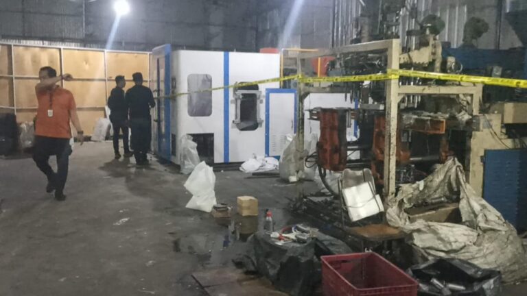 Polisi Tangkap 8 Orang Terlibat Produksi Oli Palsu di Tangerang