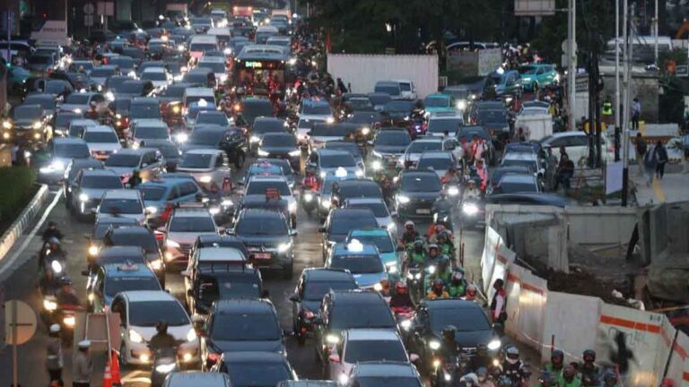 Solusi Macet di TB Simatupang: Rekayasa Lalin Tol Fatmawati