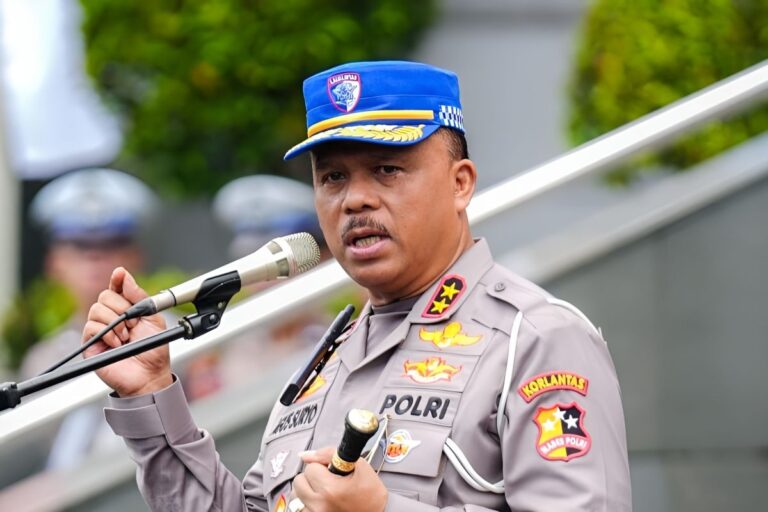 Kakorlantas Membekukan Penggunaan Sirene dan Rotator di Jalan